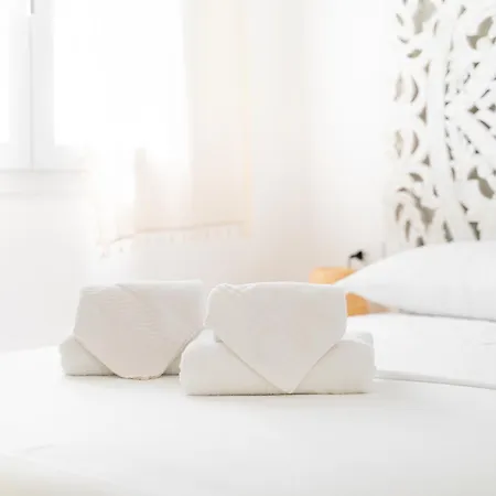 Luxury - Exclusive With Private Box Milano