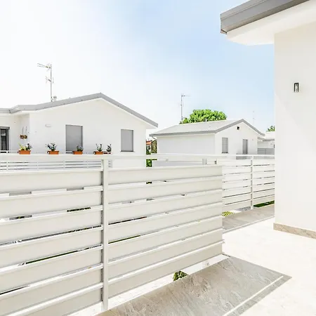 Luxury - Exclusive With Private Box Villa Milano